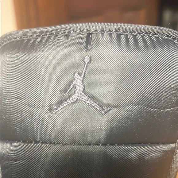 Nike Air Jordan 1 Low SE Craft Dark Smoke Grey Varsity Red. Size 13 - Picture 6 of 6